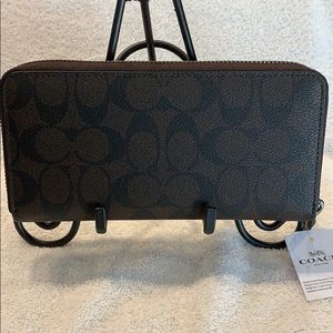 Coach Bags - Coach Disney Minnie Mouse Accordion Wallet NWT Coach Bags - Coach Disney Minnie Mouse Accordion Wallet NWT